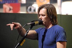 82844442 174a4b684d m