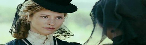 Sienna Gillory en El corazón de la tierra