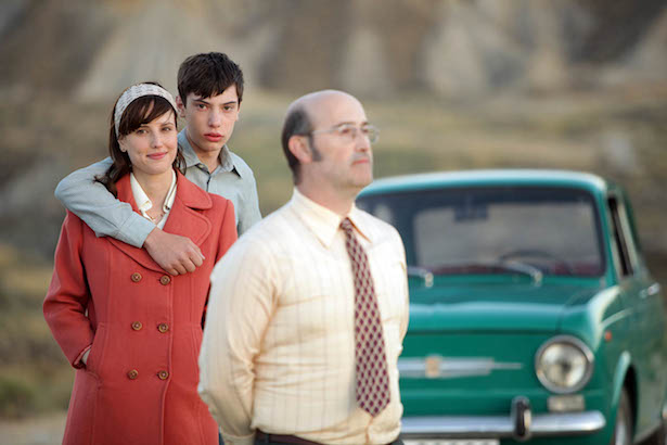 Vivir es fácil con los ojos cerrados